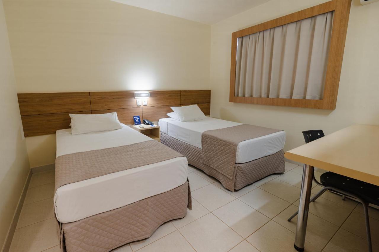 Hotel Caiua Express Maringá Buitenkant foto